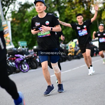 Runner Photo 4110432