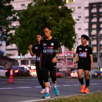 Runner Photo 4110435