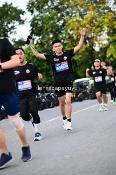 Runner Photo 4110436