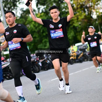 Runner Photo 4110444