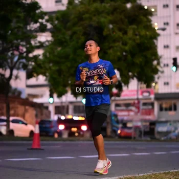 Runner Photo 4110450
