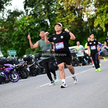 Runner Photo 4110452