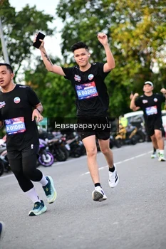 Runner Photo 4110456