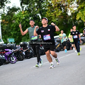 Runner Photo 4110457