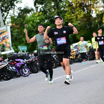 Runner Photo 4110464