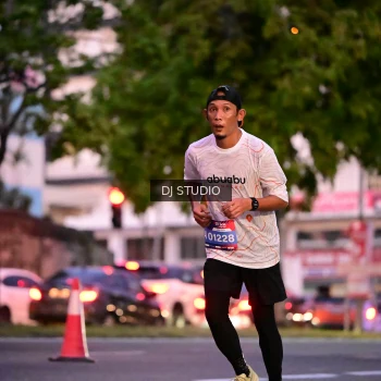 Runner Photo 4110468