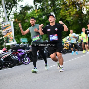 Runner Photo 4110470