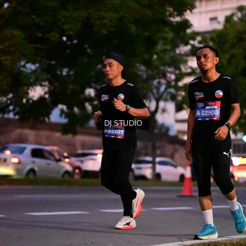 Runner Photo 4110484