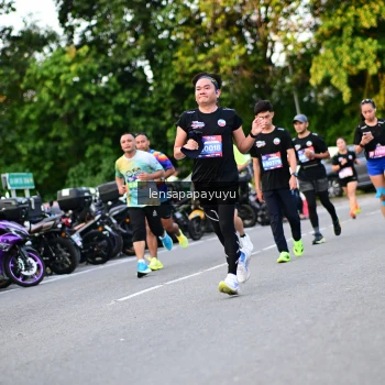 Runner Photo 4110489