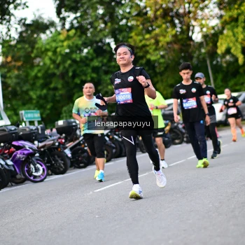 Runner Photo 4110491
