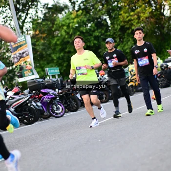 Runner Photo 4110503