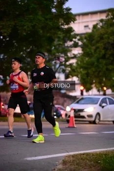 Runner Photo 4110535