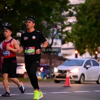 Runner Photo 4110551