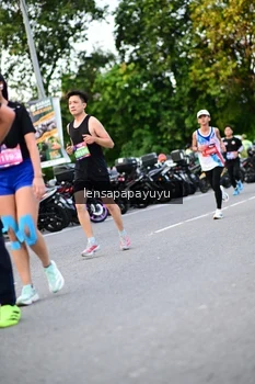 Runner Photo 4110571