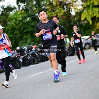 Runner Photo 4110579