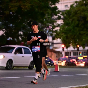 Runner Photo 4110603