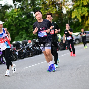 Runner Photo 4110609