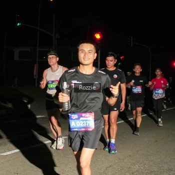 Runner Photo 4110621