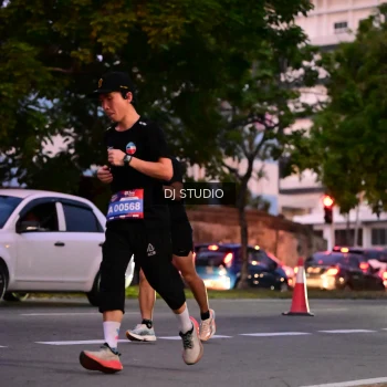 Runner Photo 4110622
