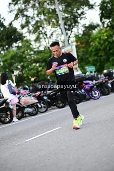 Runner Photo 4110623