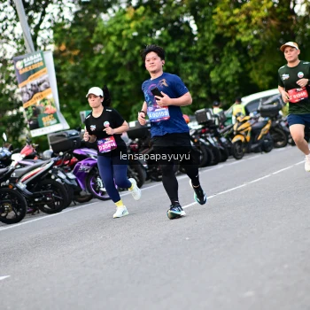 Runner Photo 4110633