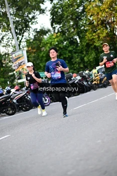 Runner Photo 4110638