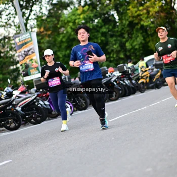 Runner Photo 4110641