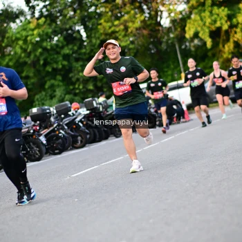 Runner Photo 4110650