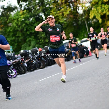 Runner Photo 4110653