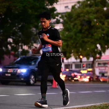Runner Photo 4110654