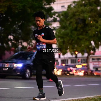Runner Photo 4110666