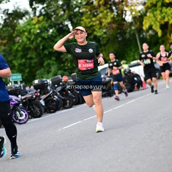 Runner Photo 4110667
