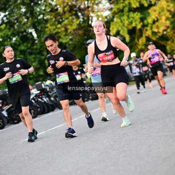 Runner Photo 4110693