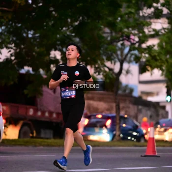 Runner Photo 4110694