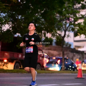 Runner Photo 4110697