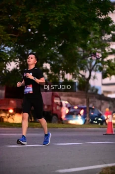 Runner Photo 4110711