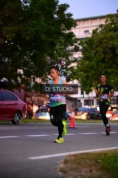 Runner Photo 4110758