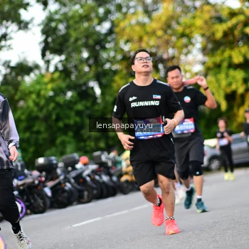 Runner Photo 4110795