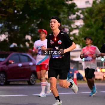 Runner Photo 4110823