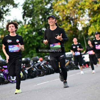 Runner Photo 4110842