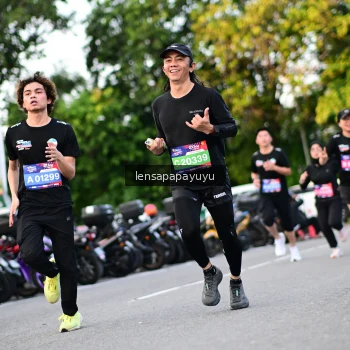 Runner Photo 4110847