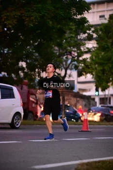 Runner Photo 4110852