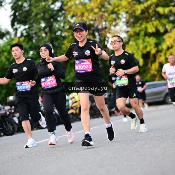 Runner Photo 4110864