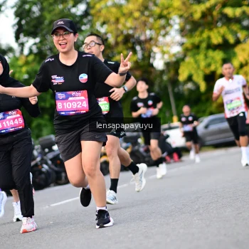 Runner Photo 4110872