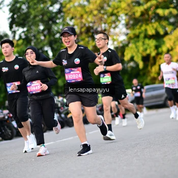 Runner Photo 4110877