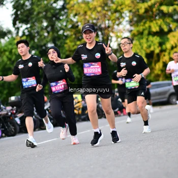 Runner Photo 4110878