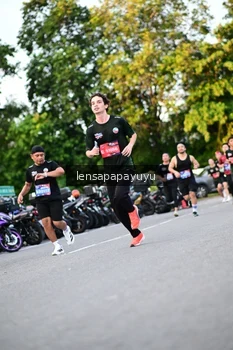 Runner Photo 4110905