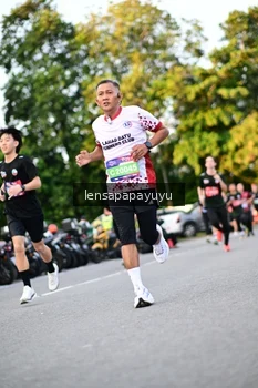 Runner Photo 4110909