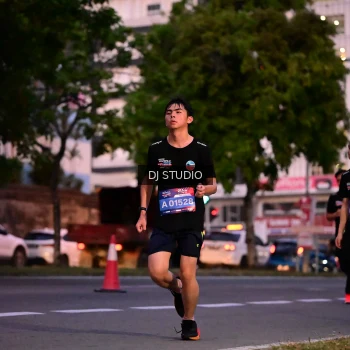 Runner Photo 4110919