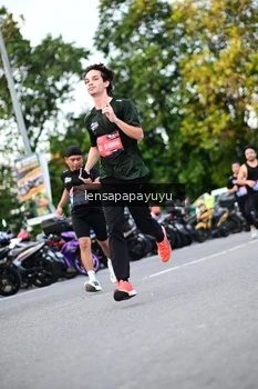 Runner Photo 4110927